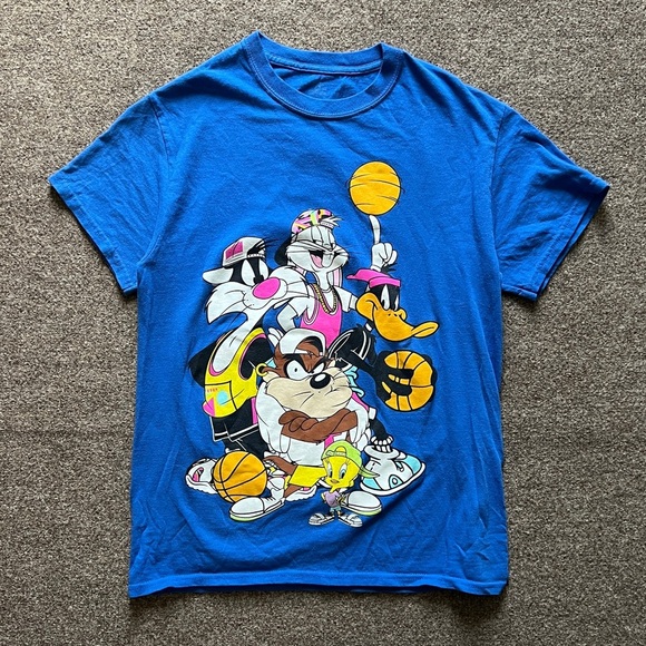Looney Tunes Mania Other - VTG 90s Looney Tunes Graphic Tshirt Basketball Squad Bugs Taz Daffy Tweety Small